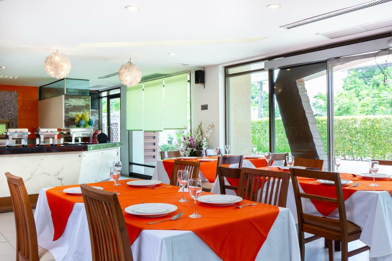 Lasalle Suites Hotel & Residence Bangkok Exterior foto
