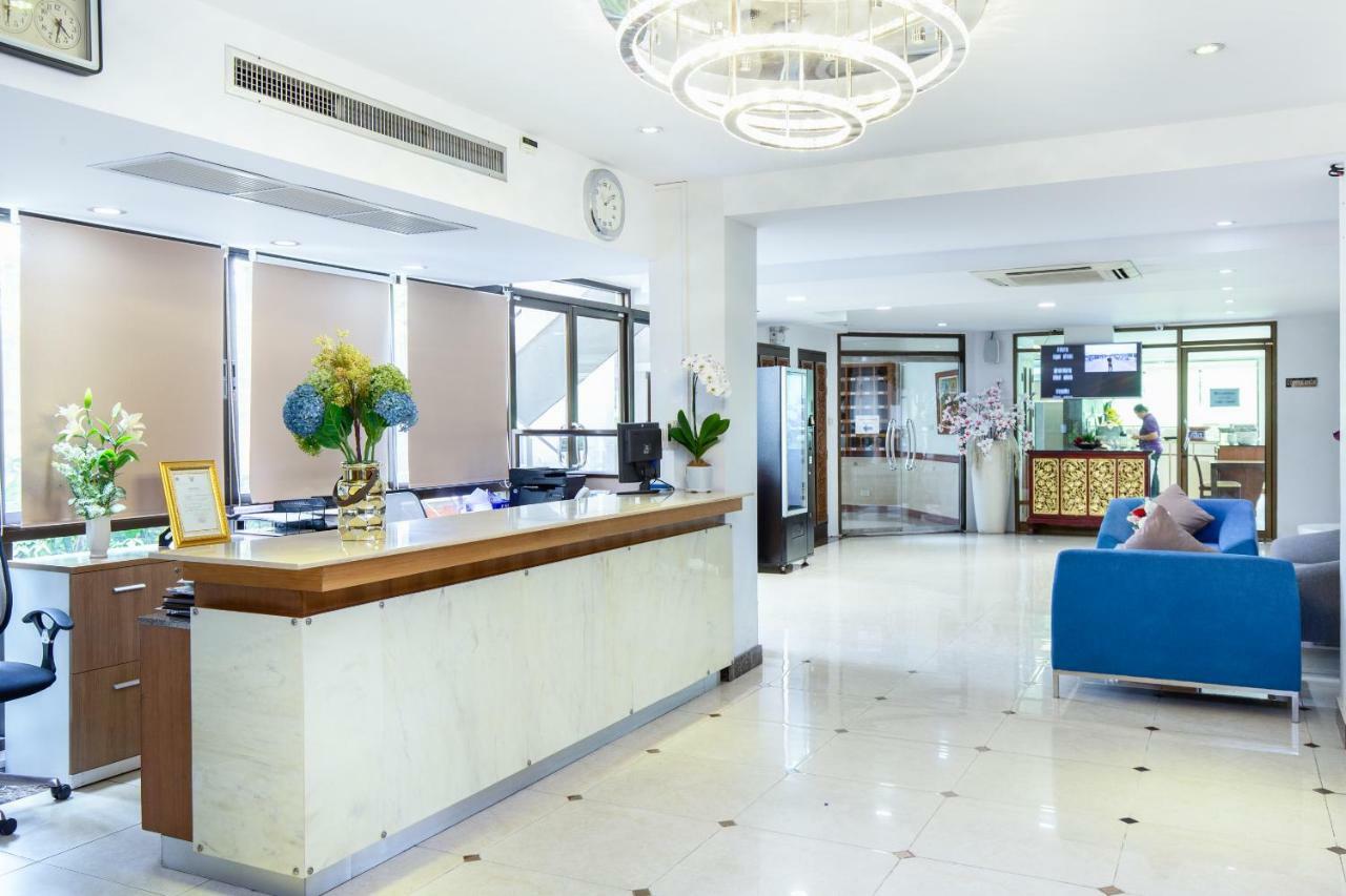 Lasalle Suites Hotel & Residence Bangkok Exterior foto